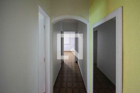 Corredor de casa para alugar com 2 quartos, 120m² em Jardim Planalto, São Paulo