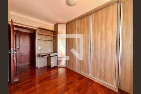Quarto de apartamento à venda com 3 quartos, 105m² em Jardim Nova Europa, Campinas