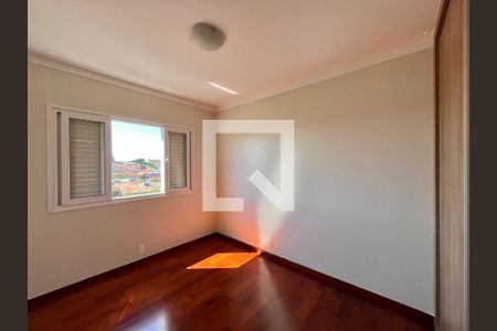 Quarto de apartamento à venda com 3 quartos, 105m² em Jardim Nova Europa, Campinas