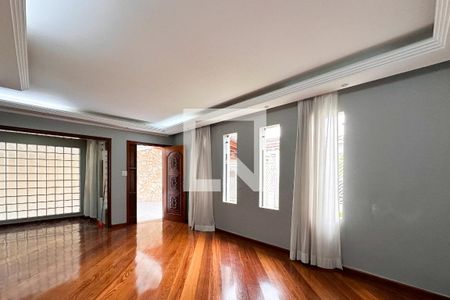 Sala de casa para alugar com 5 quartos, 280m² em Parque dos Passaros, São Bernardo do Campo