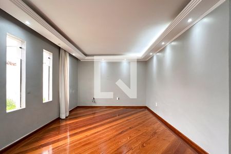 Sala de casa para alugar com 5 quartos, 280m² em Parque dos Passaros, São Bernardo do Campo