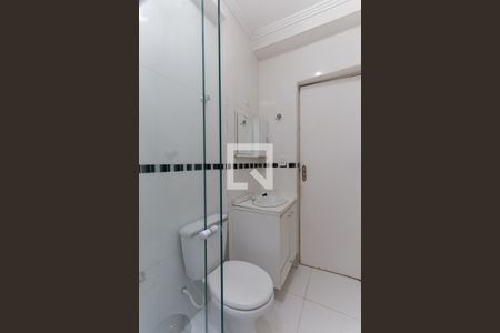 Banheiro da suíte de casa para alugar com 2 quartos, 105m² em Casa Verde, São Paulo