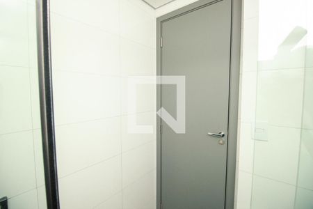 Banheiro Social de apartamento para alugar com 1 quarto, 20m² em Vila Sao Pedro, Santo André