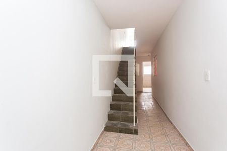 Escada de casa para alugar com 3 quartos, 120m² em Vila Cosmopolita, São Paulo