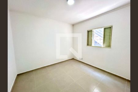 Quarto 1 de casa para alugar com 2 quartos, 65m² em Parque Mikail, Guarulhos