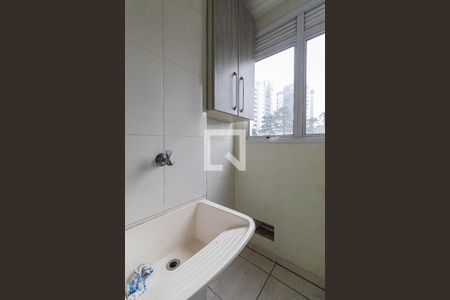 Sala/Cozinha/Área de Serviço de apartamento para alugar com 2 quartos, 42m² em Vila Curuçá Velha, São Paulo