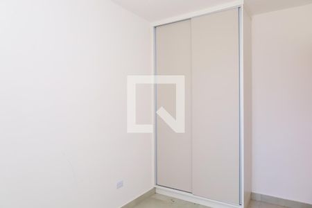 Quarto 1 de apartamento para alugar com 1 quarto, 32m² em Vila Rosaria, São Paulo