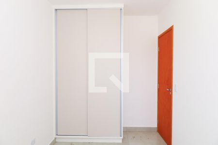 Quarto 1 de apartamento para alugar com 1 quarto, 32m² em Vila Rosaria, São Paulo