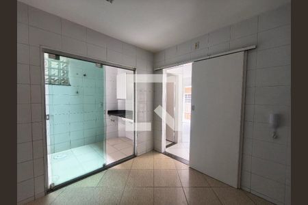 Casa de Condomínio para alugar com 2 quartos, 81m² em Pechincha, Rio de Janeiro