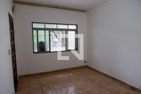 Casa para alugar com 2 quartos, 120m² em Vila Dalva, São Paulo