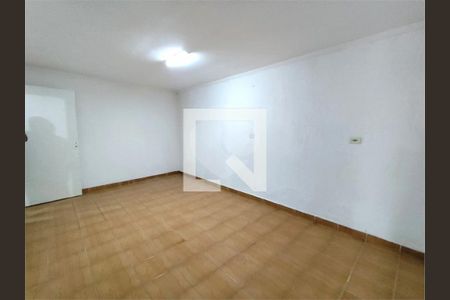 Casa à venda com 3 quartos, 120m² em Jardim Guairaca, São Paulo