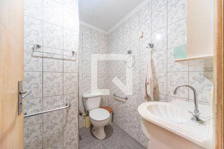 Banheiro de apartamento à venda com 2 quartos, 60m² em Parque Marajoara, Santo André