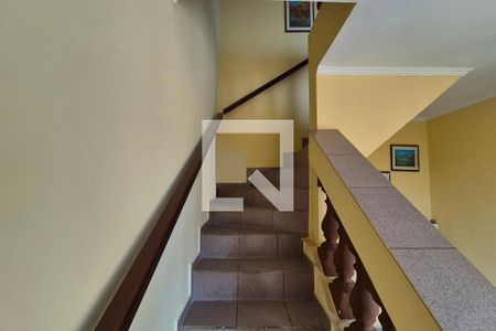 Escada de Acesso de casa à venda com 3 quartos, 276m² em Jardim Carlos Lourenço, Campinas