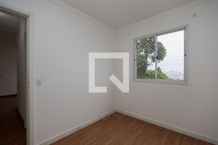 Quarto 1 de apartamento para alugar com 2 quartos, 45m² em Jardim Helga, São Paulo