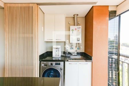 Sala - Cozinha - Lavanderia de apartamento para alugar com 2 quartos, 60m² em Butantã, São Paulo