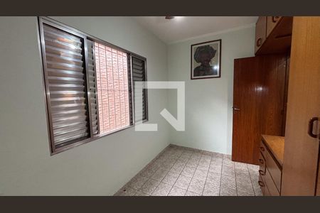 Quarto 2 de casa para alugar com 3 quartos, 170m² em Jardim California, Jacareí