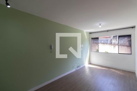 Sala e Cozinha de apartamento à venda com 2 quartos, 68m² em Vila Dalila, São Paulo