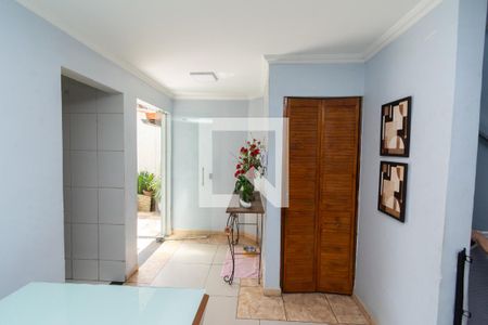 Sala de casa à venda com 3 quartos, 225m² em Teixeira Dias, Belo Horizonte