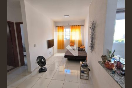 Sala de apartamento para alugar com 2 quartos, 50m² em Dona Zulmira, Uberlândia