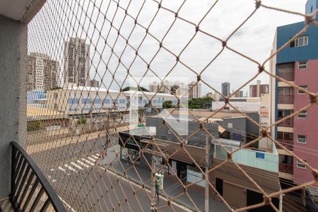 VISTA DA SACADA de apartamento para alugar com 3 quartos, 70m² em Vila Itapura, Campinas