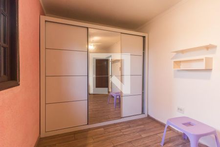 Quarto 1 de casa de condomínio para alugar com 2 quartos, 64m² em Jardim Layr, Mogi das Cruzes