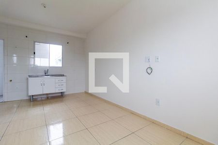 Sala e Cozinha de apartamento para alugar com 2 quartos, 44m² em Vila Ré, São Paulo