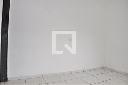 Casa para alugar com 1 quarto, 75m² em Vila Zulmira, São Paulo