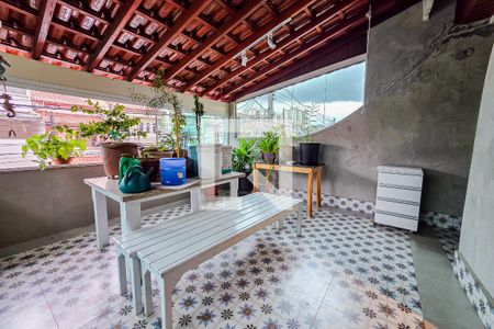 Casa à venda com 3 quartos, 236m² em Parque Jaçatuba, Santo André