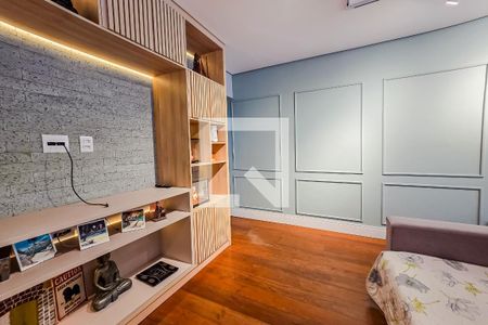 Casa à venda com 3 quartos, 236m² em Parque Jaçatuba, Santo André