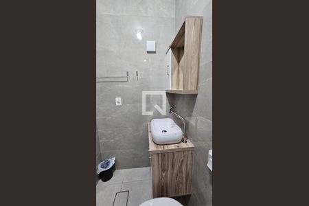 Lavabo de casa à venda com 3 quartos, 235m² em Jardim Las Vegas, Santo André