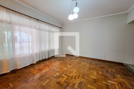Casa à venda com 2 quartos, 152m² em Vila Lucinda, Santo André
