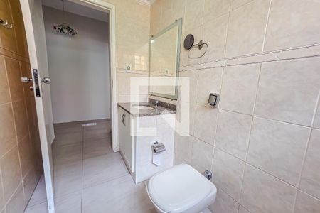 Casa à venda com 2 quartos, 152m² em Vila Lucinda, Santo André