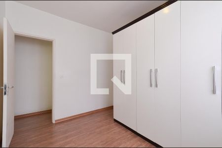 Quarto 1 de apartamento para alugar com 2 quartos, 56m² em Palmares, Belo Horizonte
