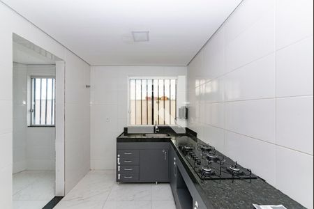 Cozinha de apartamento para alugar com 3 quartos, 90m² em Salgado Filho, Belo Horizonte
