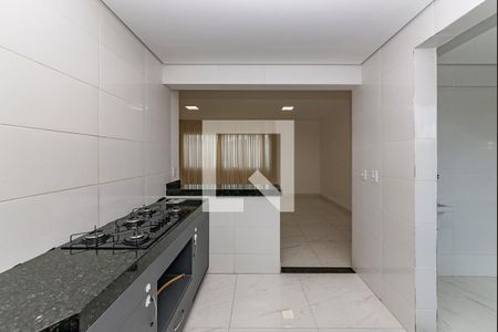 Cozinha de apartamento para alugar com 3 quartos, 90m² em Salgado Filho, Belo Horizonte