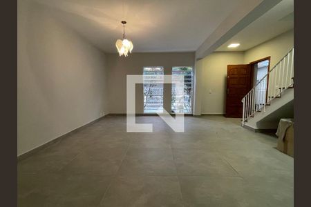 Sala de casa para alugar com 3 quartos, 180m² em Parque Continental, São Paulo