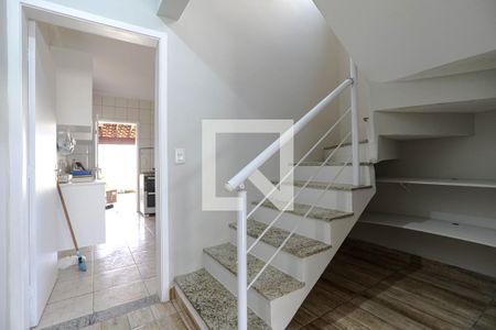 Escada de apartamento para alugar com 3 quartos, 131m² em Vila Mogi Moderno, Mogi das Cruzes