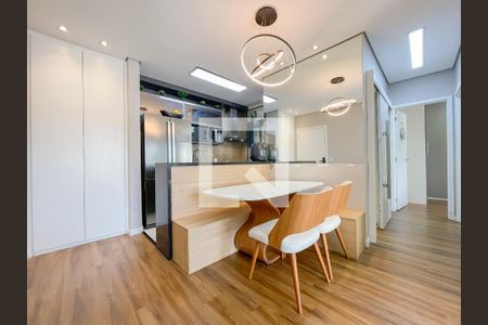 Sala de apartamento à venda com 2 quartos, 60m² em City Bussocaba, Osasco