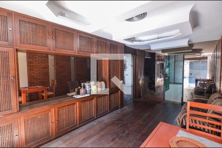 Sala de casa à venda com 4 quartos, 504m² em São Francisco Xavier, Rio de Janeiro