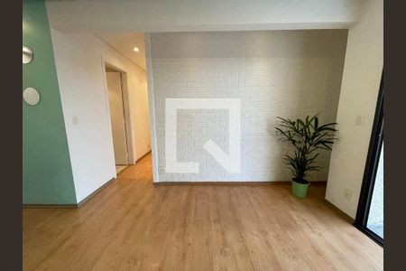Sala de apartamento para alugar com 2 quartos, 75m² em Caxingui, São Paulo