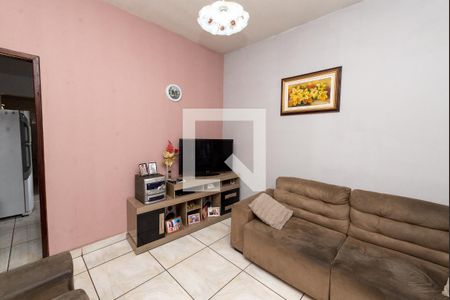 Casa à venda com 5 quartos, 420m² em Tirol, Contagem