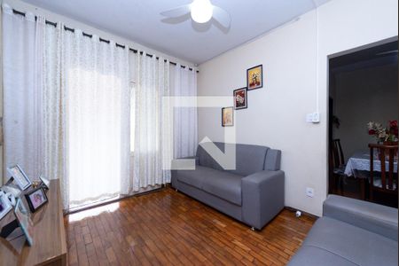 Casa à venda com 5 quartos, 420m² em Tirol, Contagem