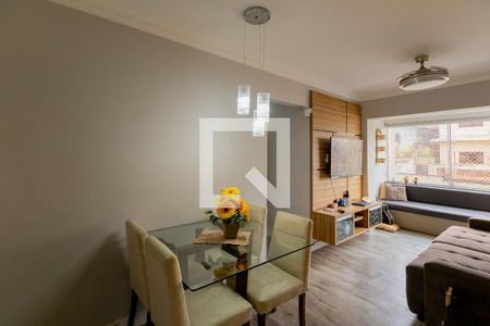 Sala de estar de apartamento à venda com 3 quartos, 69m² em Vila Santana, São Paulo