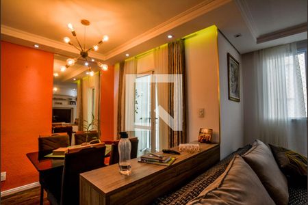 Sala de apartamento para alugar com 2 quartos, 68m² em Parque Jaçatuba, Santo André