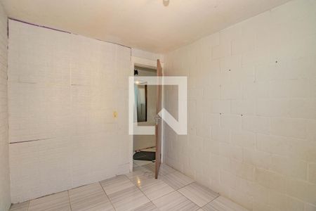 Quarto 1 de apartamento para alugar com 2 quartos, 42m² em Mário Quintana, Porto Alegre