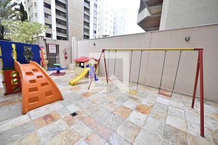 Apartamento para alugar com 3 quartos, 135m² em Setor Bueno, Goiânia
