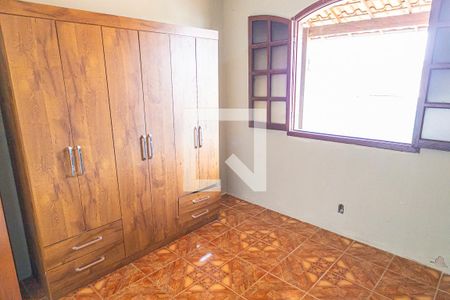 Quarto 1 de casa para alugar com 3 quartos, 250m² em Novo Glória, Belo Horizonte