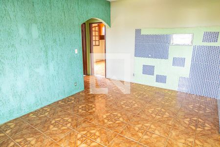 Sala de casa para alugar com 3 quartos, 250m² em Novo Glória, Belo Horizonte