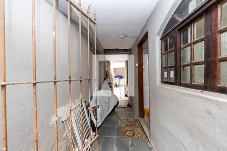 Corredor de casa à venda com 3 quartos, 145m² em Jardim Regina Alice, Barueri