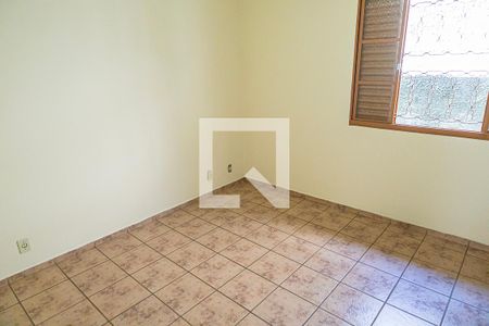 Quarto 1 de casa para alugar com 3 quartos, 120m² em Candelária, Belo Horizonte